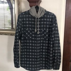 UnionBay men shirt long sleeves with hoodie
